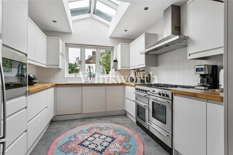 5 bedroom detached house for sale, Bourne Hill, London, N13