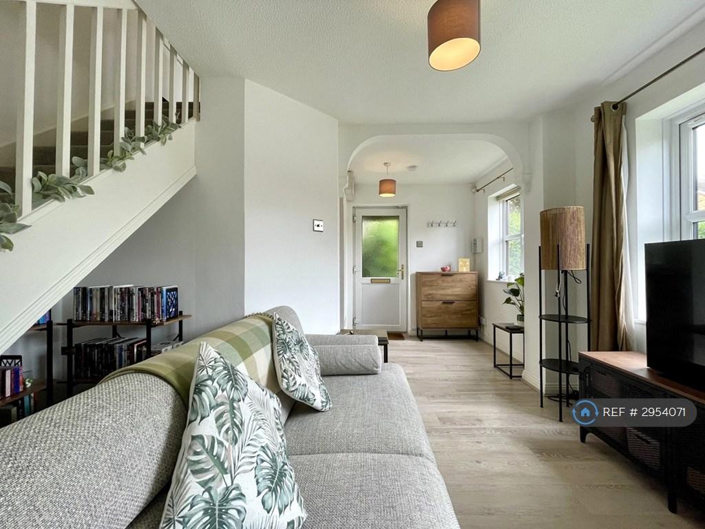 1 bedroom end of terrace house to rent