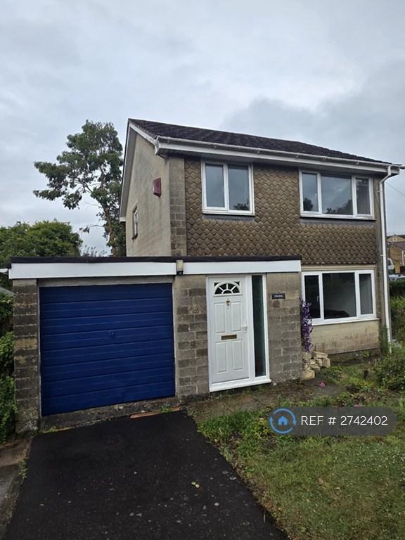 4 bedroom detached house to rent
