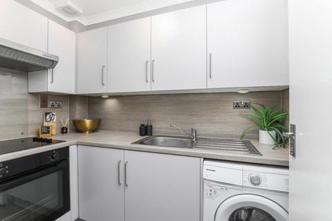 undefined, Ingleby Drive, Dennistoun, G31 2PP
