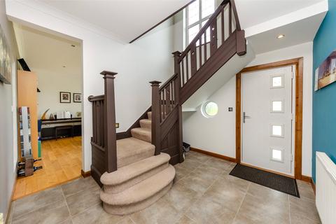undefined, Llanrug, Caernarfon, Gwynedd, LL55