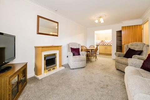 2 bedroom apartment for sale, Cromwell Lodge, Barking IG11