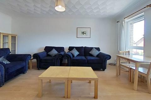 2 bedroom flat to rent, Kelvindale Road, Glasgow, G12