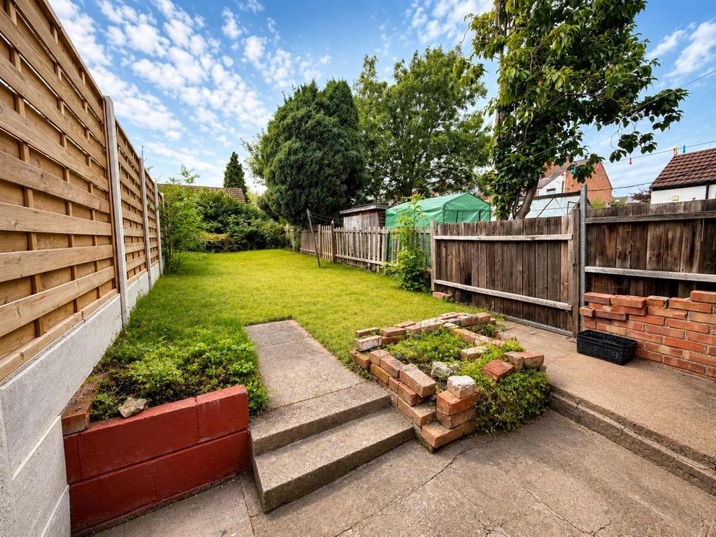 House in Nottingham, Redhill - View 2