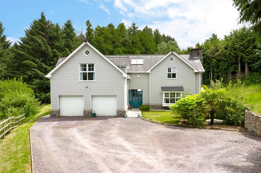 5 bedroom detached house for sale