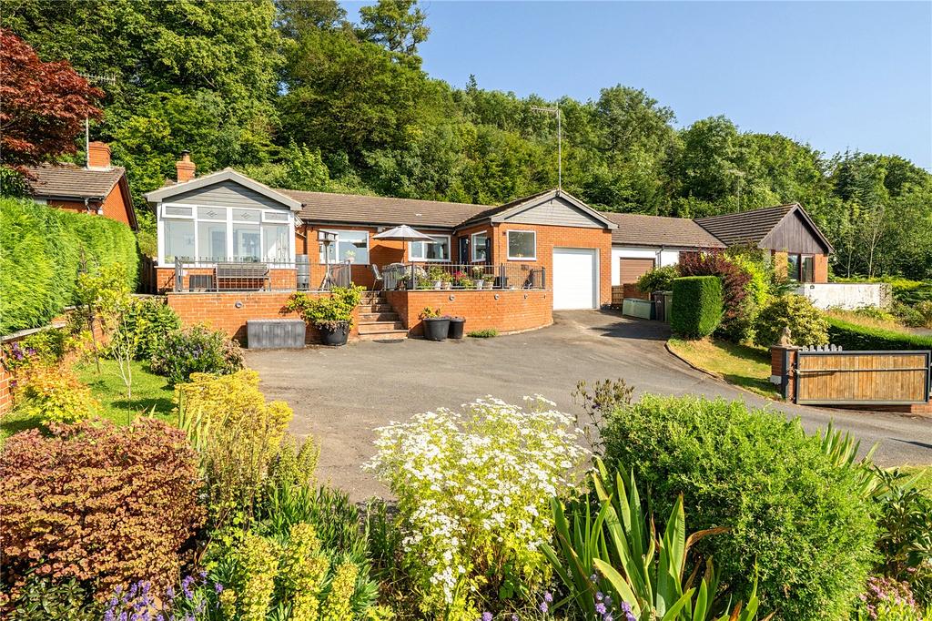 3 bedroom bungalow for sale