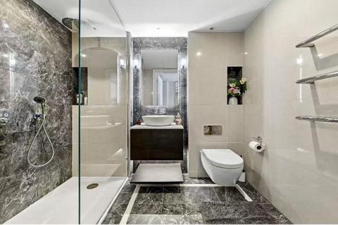 Studio for sale, Segrave Walk, London