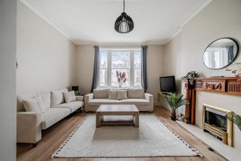 2 bedroom apartment for sale, Elsham Road, London