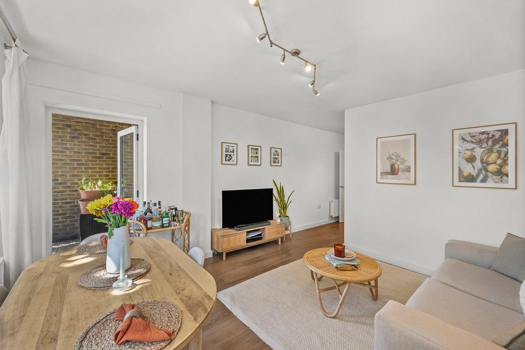 2 bedroom apartment to rent