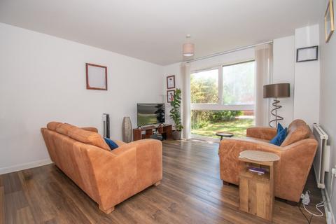 1 bedroom flat for sale, The Sycamores, Leicester