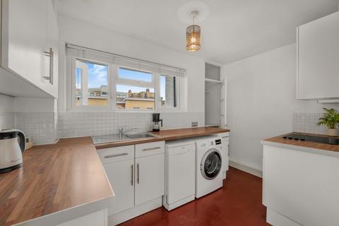 2 bedroom apartment for sale, John Dee House, Mortlake High Street, London, SW14