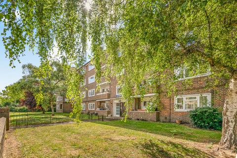 2 bedroom apartment for sale, John Dee House, Mortlake High Street, London, SW14