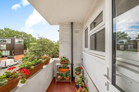 2 bedroom apartment for sale, John Dee House, Mortlake High Street, London, SW14