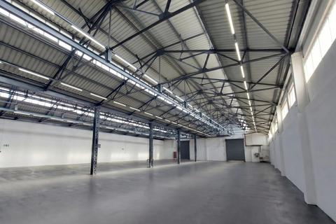 Warehouse to rent, Hartlebury Trading Estate Hartlebury DY10 4JB