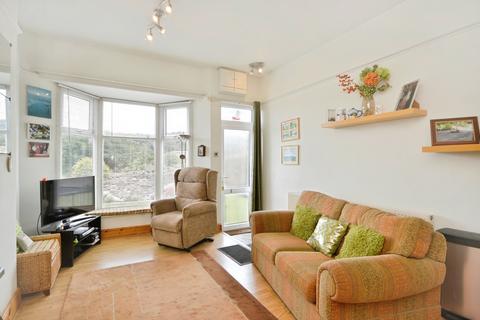 2 bedroom flat for sale, Beach Road, Menai Bridge, Isle of Anglesey, LL59
