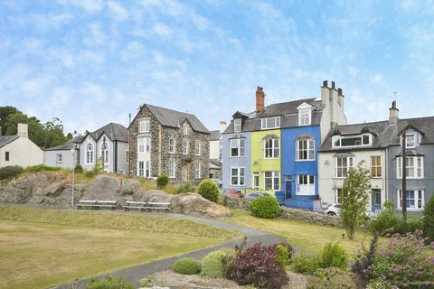 2 bedroom flat for sale, Beach Road, Menai Bridge, Isle of Anglesey, LL59