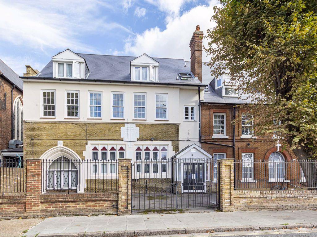 3 bedroom flat to rent