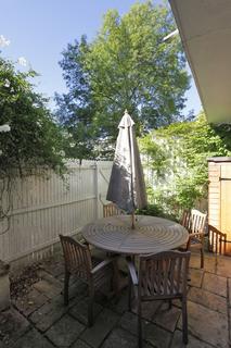 1 bedroom flat to rent, Warwick Crescent, Little Venice, London, W2
