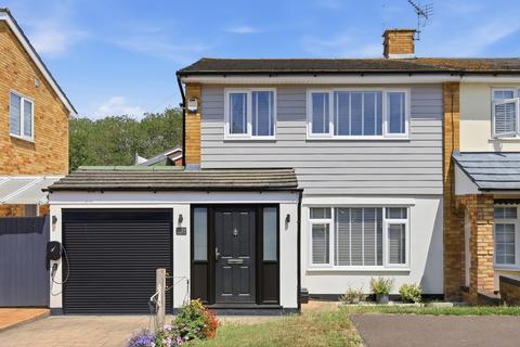 3 bedroom semi-detached house for sale, Padgetts Way, Hockley, SS5
