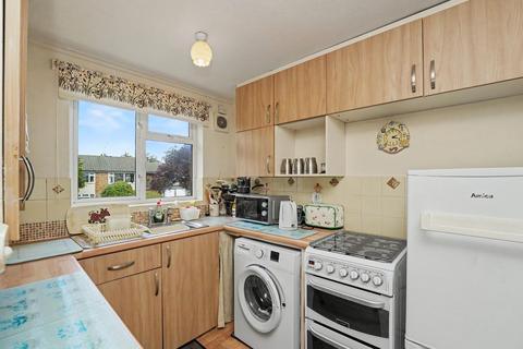 2 bedroom apartment for sale, Icknield Green, Letchworth Garden City, SG6