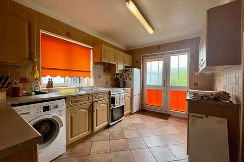 3 bedroom bungalow for sale, Littlemeer, Peterborough PE2