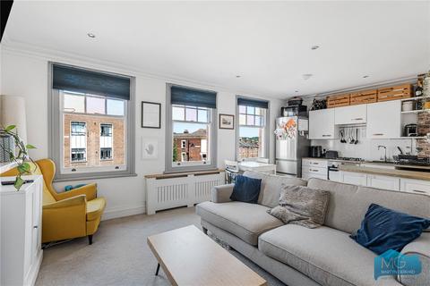 2 bedroom apartment for sale, The Broadway, Crouch End, London, N8
