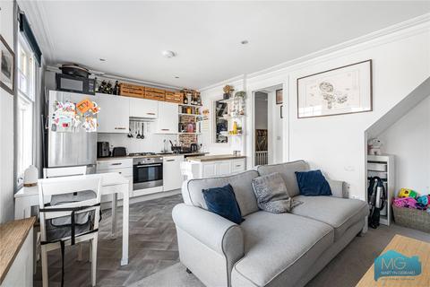2 bedroom apartment for sale, The Broadway, Crouch End, London, N8
