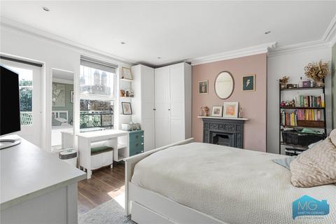 2 bedroom apartment for sale, The Broadway, Crouch End, London, N8