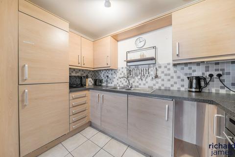 1 bedroom apartment for sale, Bradford Road, Bradford Road SN1
