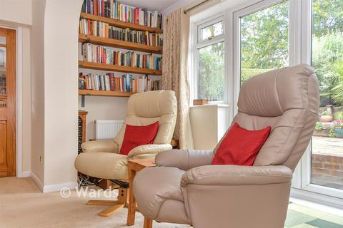 4 bedroom link detached house for sale, Bankfields, Headcorn TN27