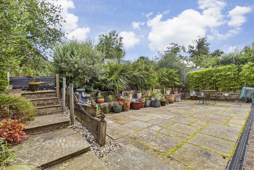 Patio / Decking