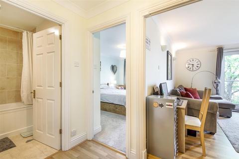 1 bedroom apartment for sale, Rainbow Quay, London, SE16