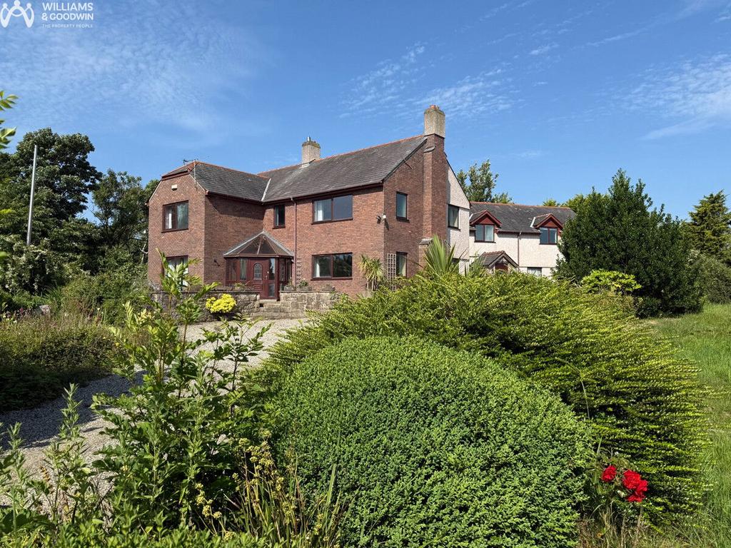 7 bedroom detached house for sale