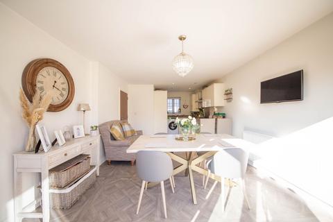 3 bedroom townhouse to rent, Crow Lane East, Newton-Le-Willows, WA12