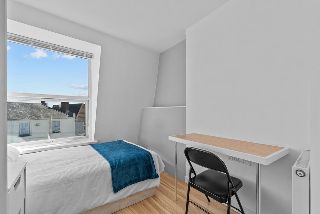 7 bedroom house share to rent