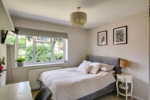 4 bedroom detached house for sale, Musgrave Avenue, East Grinstead, RH19