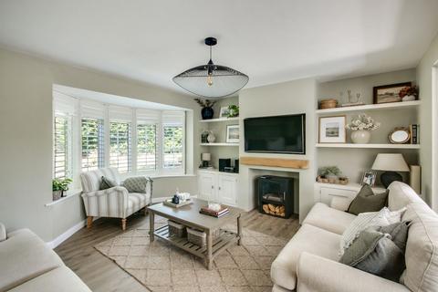 4 bedroom detached house for sale, Musgrave Avenue, East Grinstead, RH19