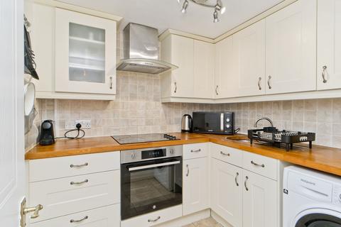 2 bedroom flat for sale, 8 (1F2)  Mulberry Place, Leith, Edinburgh, EH6 4BT