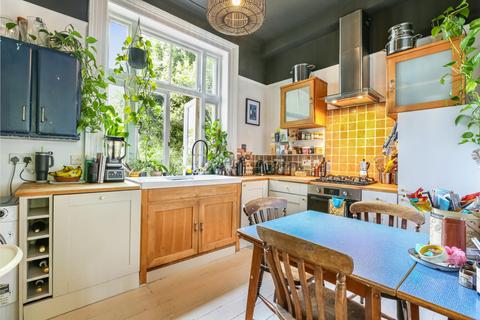 3 bedroom flat for sale, Herbert Road, Woolwich