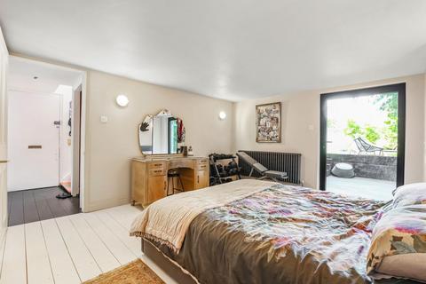 3 bedroom flat for sale, Herbert Road, Woolwich