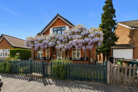 4 bedroom bungalow for sale, Wellington Road, Ashford, Surrey, TW15