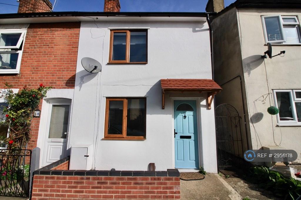 2 bedroom end of terrace house to rent