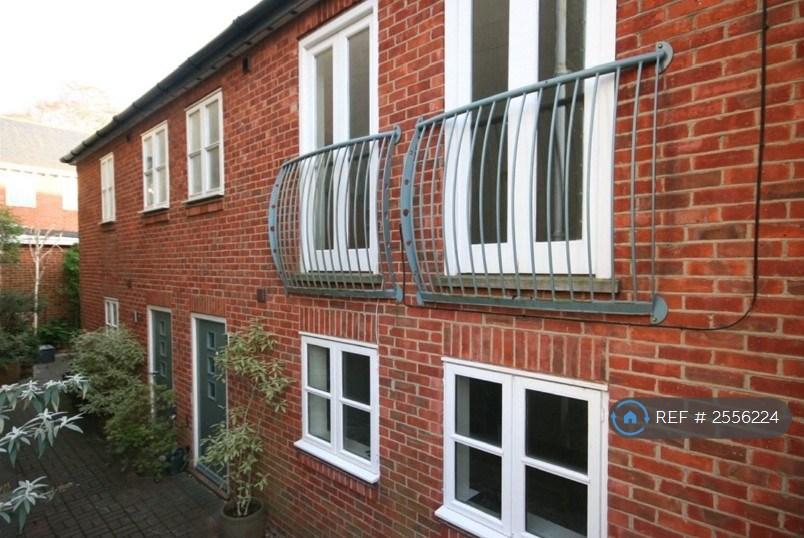 1 bedroom terraced house to rent