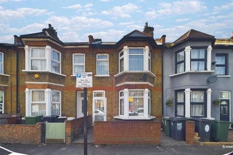 3 bedroom terraced house for sale, Truro Road, Walthamstow E17