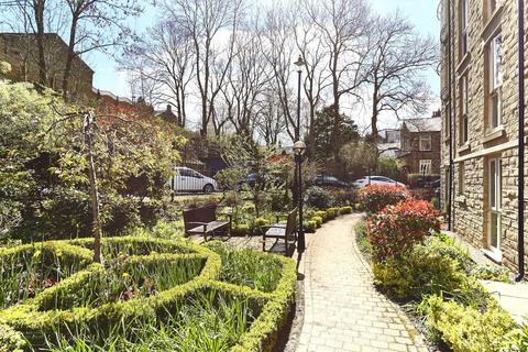 1 bedroom apartment for sale, High Street, Uppermill, Ssddleworth, OL3
