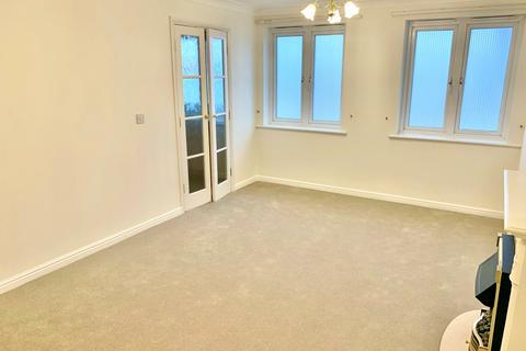 1 bedroom flat for sale, Telegraph Road, Heswall, Wirral, CH60