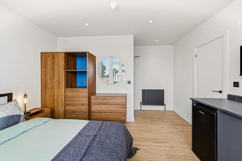 1 bedroom in a house share to rent, The Lofts, Westcliff-On-Sea