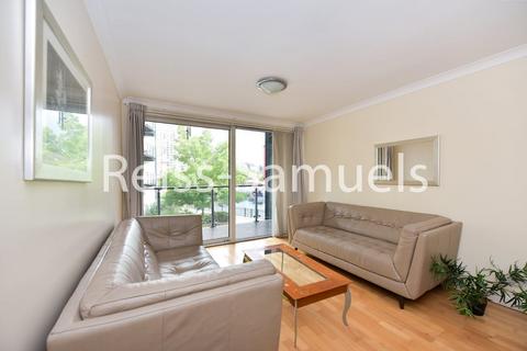 3 bedroom apartment to rent, Boardwalk Place, London E14