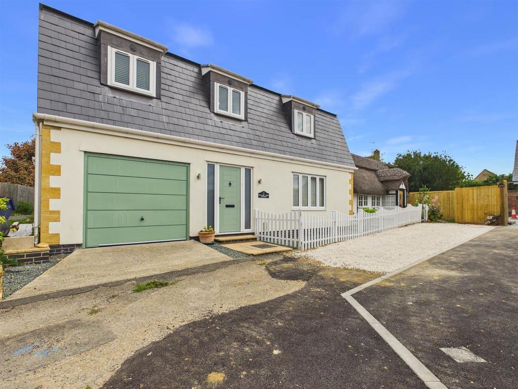 3 bedroom detached house to rent