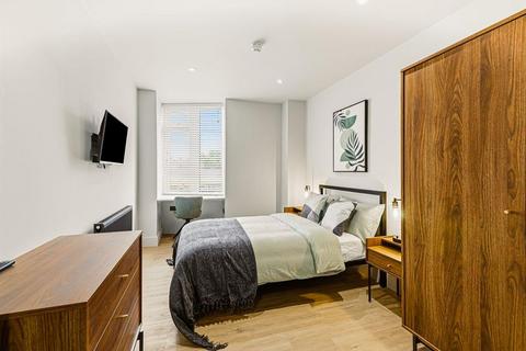 1 bedroom in a house share to rent, The Lofts, Westcliff-On-Sea